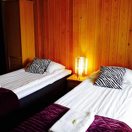 Arctic Heart בית הארחה 3*